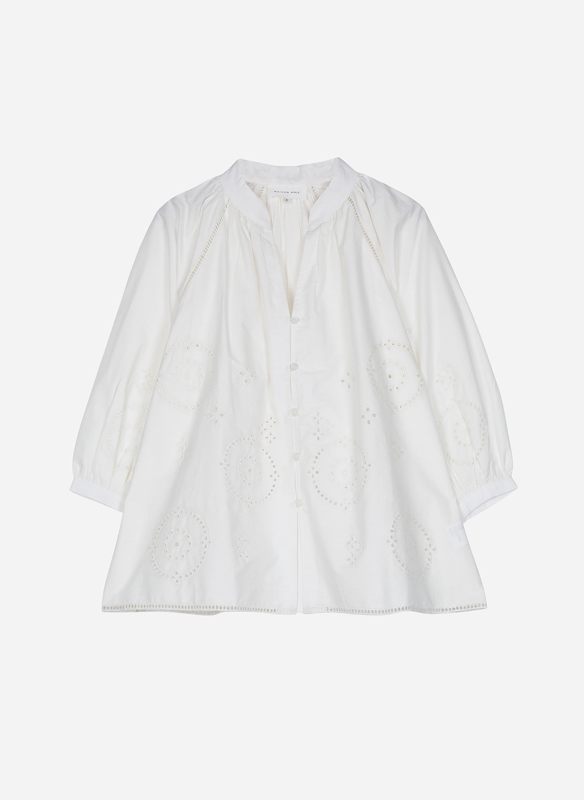 ILUCIA milk SHIRT