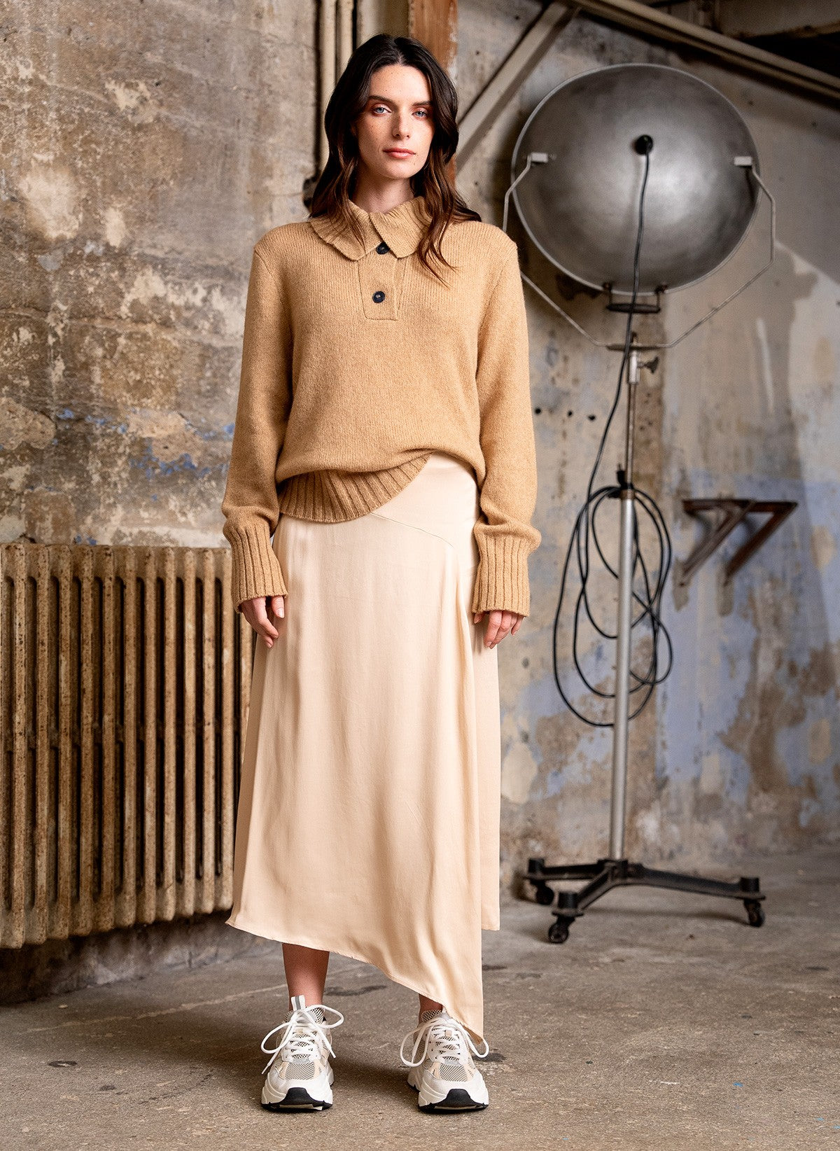 ILSE latte midi skirt
