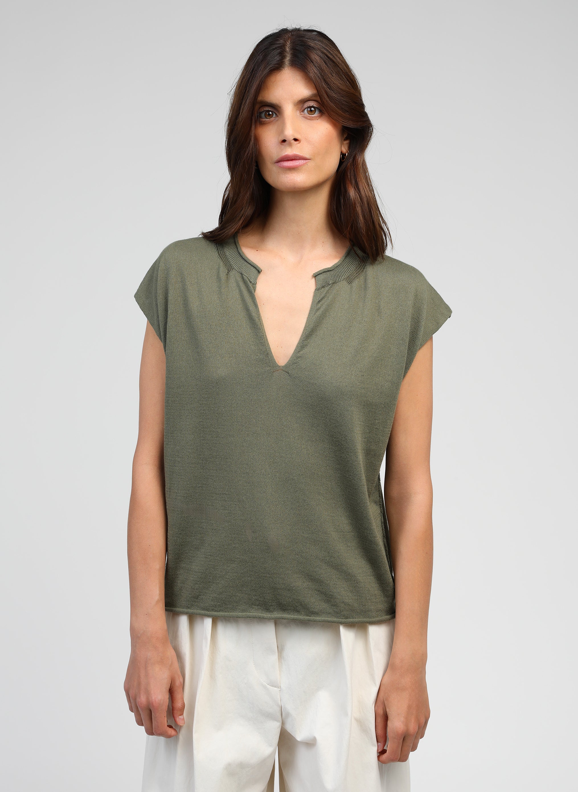 PULL BOLENI kaki