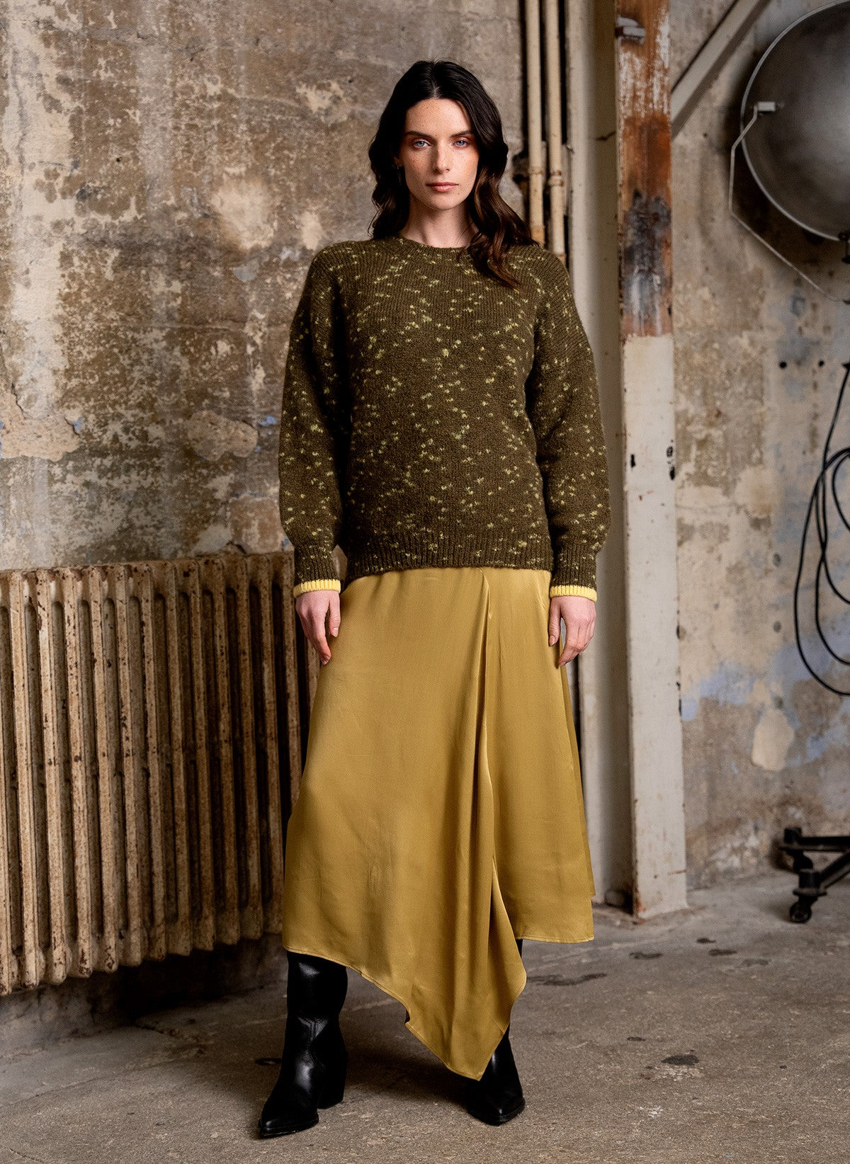 ILSE MIDI SKIRT olive